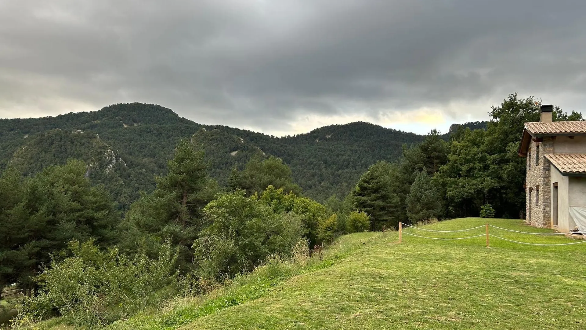 Casa De Les Escoles, Espinalbet - Alberga Castellar del Riu 0*,  España