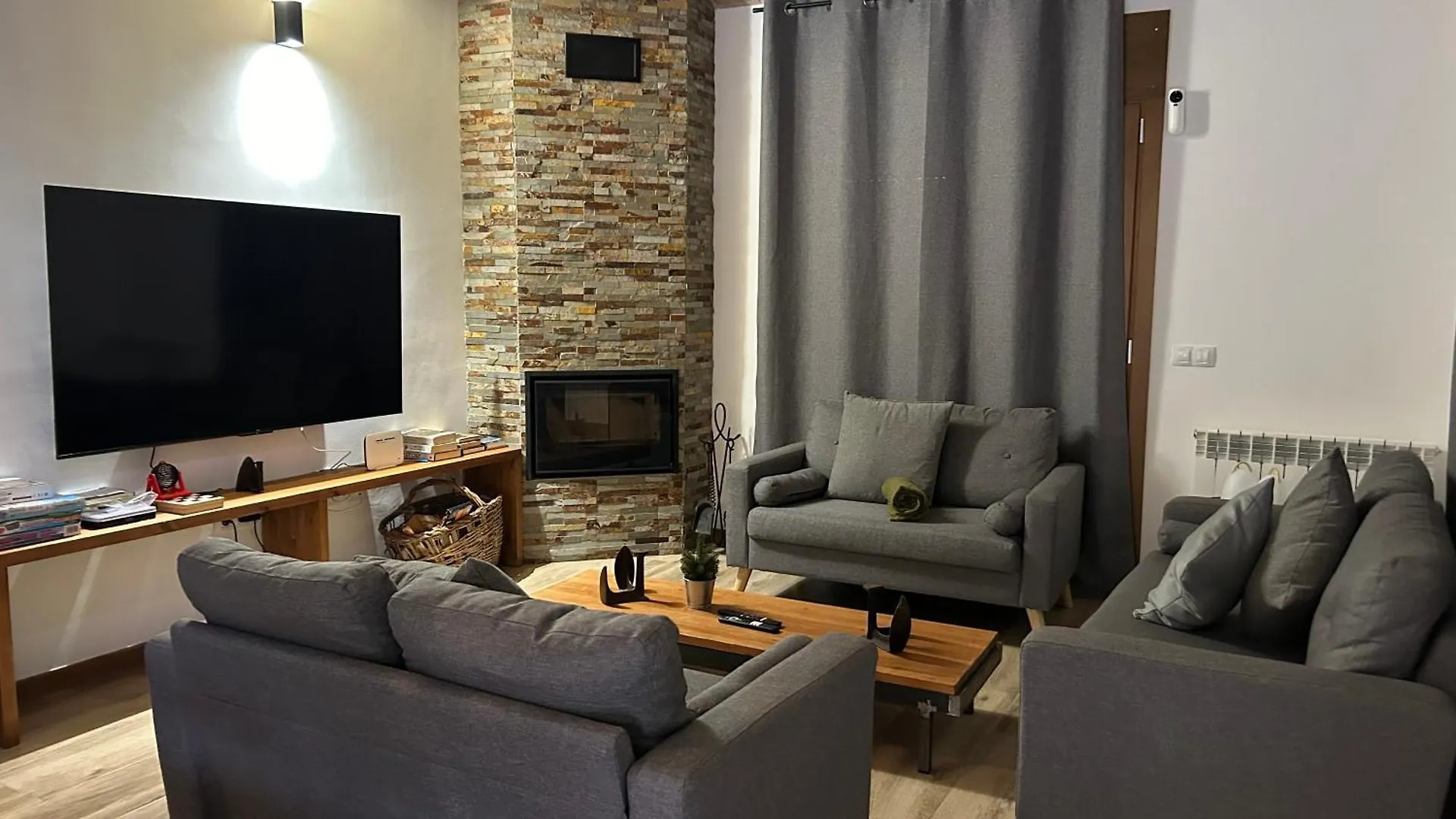 Casa De Les Escoles, Espinalbet - Alberga Castellar del Riu Chalet
